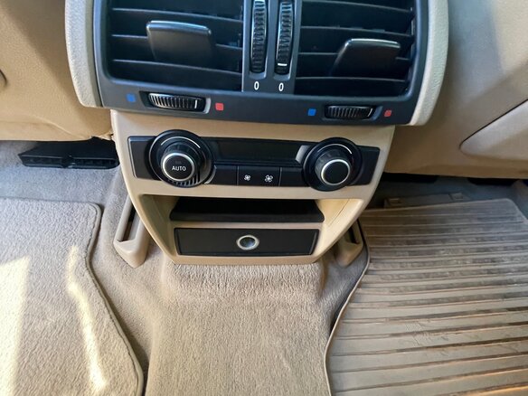 2008 BMW X6 35d I (E71), белый, 2000000 рублей - вид 12