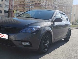2010 Kia Ceed I Рестайлинг, серебристый, 590000 рублей, вид 5