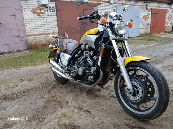 1988 Yamaha V-Max 1200, золотистый, 530000 рублей - вид 3