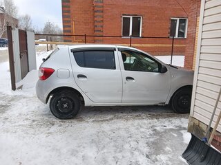 2015 Renault Sandero II, серый, 650000 рублей, вид 2