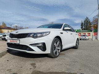 2019 Kia Optima IV Рестайлинг, белый, 2400000 рублей, вид 2