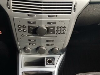 2014 Opel Astra H Рестайлинг, серый, 680000 рублей, вид 5