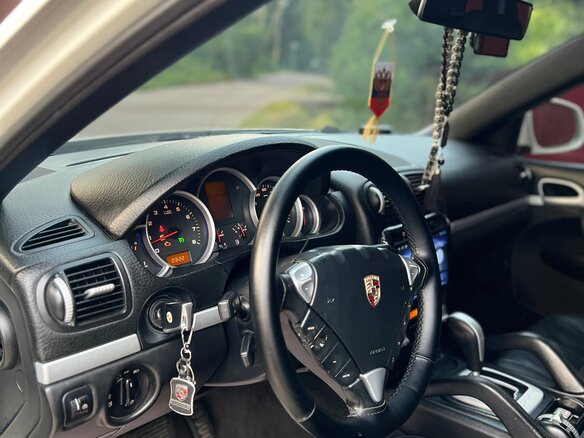 2004 Porsche Cayenne I (955), белый, 930000 рублей - вид 19
