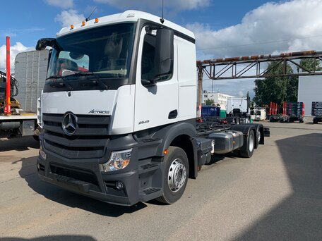2023 Mercedes-Benz Actros, белый, 22000000 рублей, вид 3