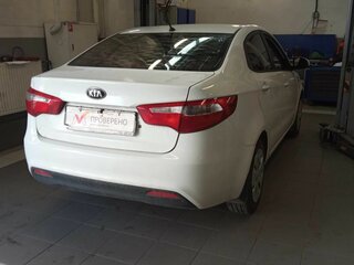 2014 Kia Rio III, белый, 725000 рублей, вид 3