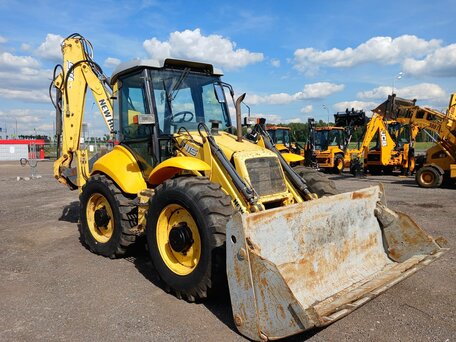 2008 New Holland B115, жёлтый, 3990000 рублей, вид 1