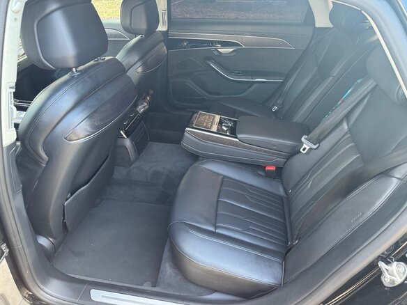 2018 Audi A8 Long 55 TFSI IV (D5), чёрный, 3900000 рублей - вид 10
