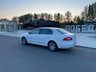2012 Skoda Superb II, белый, 1450000 рублей, вид 2