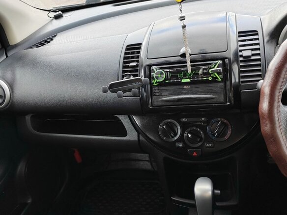 2011 Nissan Note I Рестайлинг, чёрный, 770000 рублей - вид 11