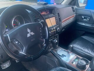 2007 Mitsubishi Pajero IV, бежевый, 1600000 рублей, вид 5