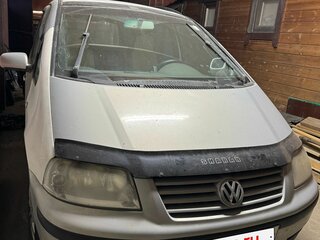 2003 Volkswagen Sharan I Рестайлинг 2, серебристый, 420000 рублей, вид 3