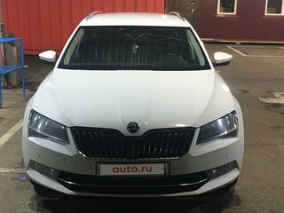 2016 Skoda Superb III, белый, 1900000 рублей, вид 3