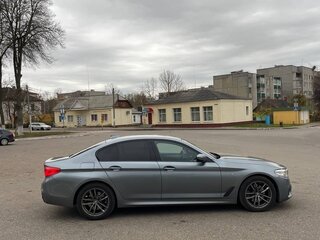 2019 BMW 5 серии 520d VII (G30/G31/G38), серый, 3790000 рублей, вид 4