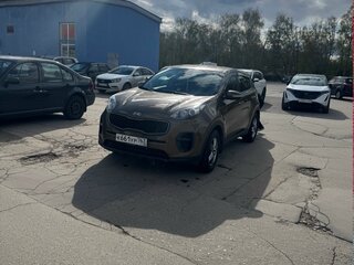 2017 Kia Sportage IV, коричневый, 2000000 рублей, вид 4