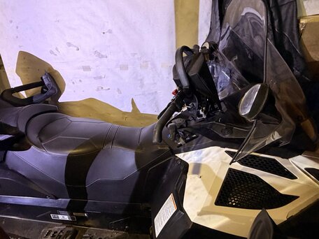 2013 BRP Ski-Doo Expedition SE 1200, белый, 1699000 рублей, вид 1