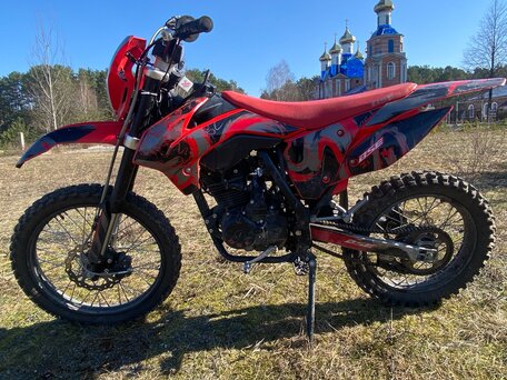 2024 BSE Z1, красный, 125000 рублей, вид 1