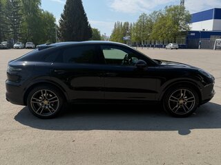 2020 Porsche Cayenne Coupé III, чёрный, 9650000 рублей, вид 5