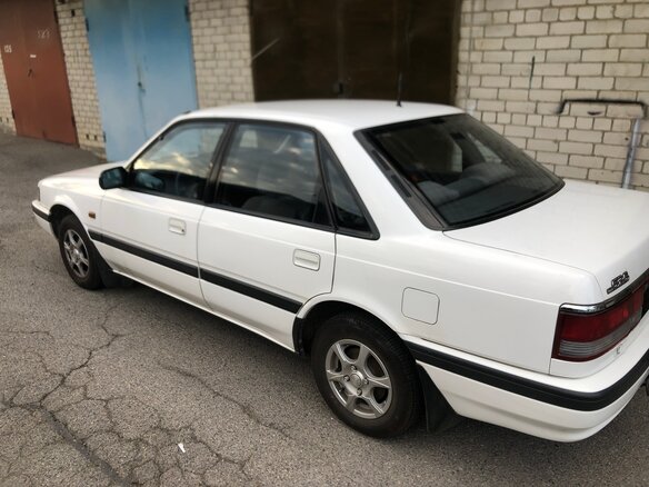 1992 Mazda 626 III (GD), белый, 565000 рублей - вид 6
