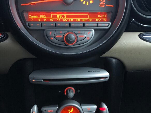 2008 Mini Hatch Cooper II (R56), бежевый - вид 16