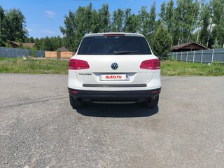 2015 Volkswagen Touareg II Рестайлинг, белый, 2700000 рублей, вид 4