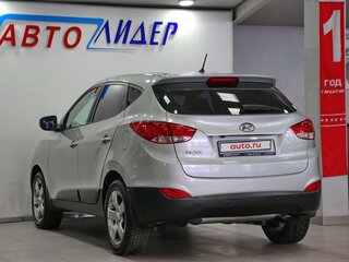 2014 Hyundai ix35 I Рестайлинг, серебристый, 1200000 рублей, вид 5