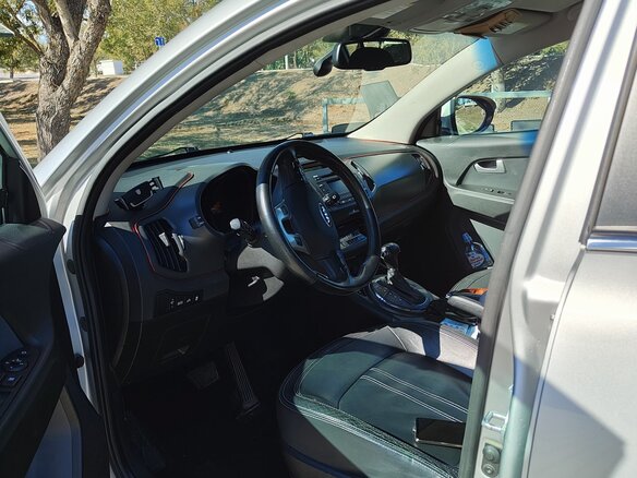 2013 Kia Sportage III, серебристый, 1500000 рублей - вид 17