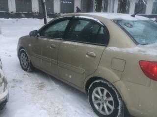2011 Kia Rio II Рестайлинг, бежевый, 310000 рублей, вид 2