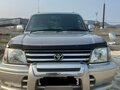 1998 Toyota Land Cruiser Prado 90 Series, серебристый, 1700000 рублей - вид 1