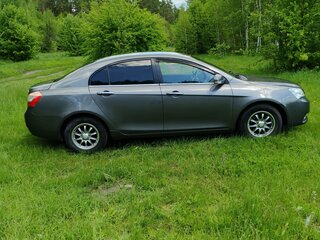 2014 Geely Emgrand EC7, серый, 700000 рублей, вид 3