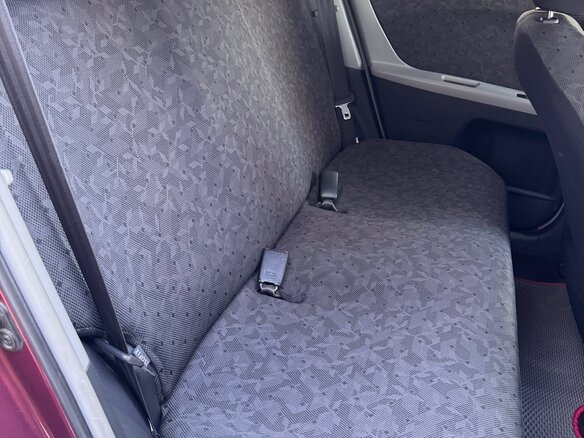 2010 Toyota Vitz II (XP90), красный, 845000 рублей - вид 18
