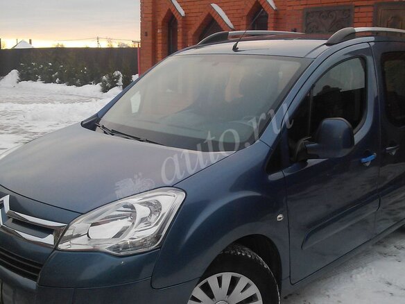 2010 Citroen Berlingo II, синий - вид 2