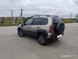 2021 Lada (ВАЗ) Niva Travel I, серый, 925000 рублей, вид 2