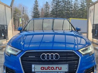 2019 Audi A3 III (8V) Рестайлинг, синий, 2500000 рублей, вид 5
