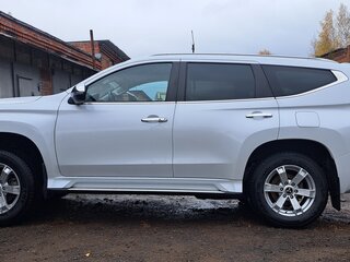 2020 Mitsubishi Pajero Sport III Рестайлинг, белый, 3750000 рублей, вид 4