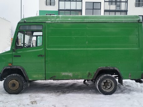 1994 Mercedes-Benz T2, зелёный, 500000 рублей, вид 2