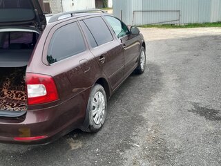 2011 Skoda Octavia II (A5) Рестайлинг, пурпурный, 950000 рублей, вид 2