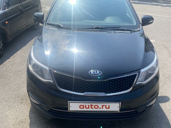 2015 Kia Rio III Рестайлинг, чёрный, 1300000 рублей - вид 2