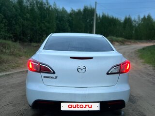 2011 Mazda 3 II (BL) Рестайлинг, белый, 600000 рублей, вид 5