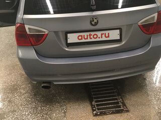2005 BMW 3 серии 320d V (E90/E91/E92/E93), серый, 800000 рублей, вид 3