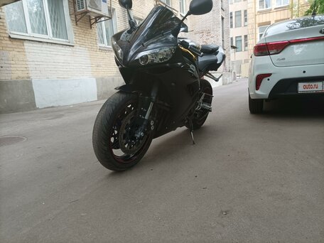 2005 Yamaha YZF-R1, чёрный, 650000 рублей, вид 2