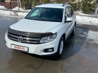 2015 Volkswagen Tiguan I Рестайлинг, белый, 1800000 рублей, вид 2