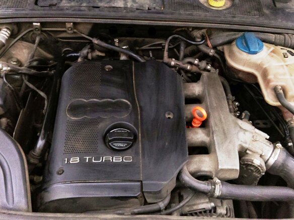 2004 Audi A4 II (B6), серый - вид 4