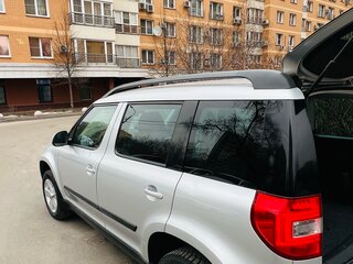 2014 Skoda Yeti I Рестайлинг, серебристый, 1150000 рублей, вид 4