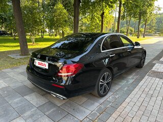 2019 Mercedes-Benz E-Класс 220 d V (W213, S213, C238), чёрный, 3550000 рублей, вид 5