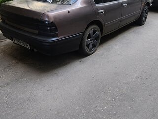 1997 Nissan Maxima IV (A32), серый, 180000 рублей, вид 3