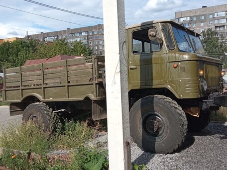 1974 ГАЗ 66, зелёный, 950000 рублей, вид 2