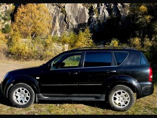 2009 SsangYong Rexton II, чёрный, 1000000 рублей, вид 2