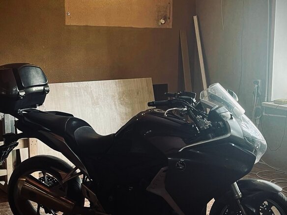 2012 Honda VFR 1200, серый, 750000 рублей - вид 2