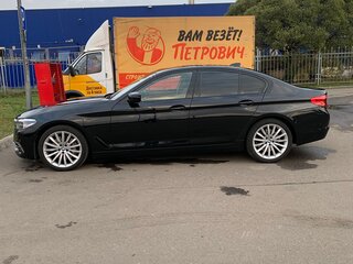 2019 BMW 5 серии 530d xDrive VII (G30/G31/G38), чёрный, 4500000 рублей, вид 4