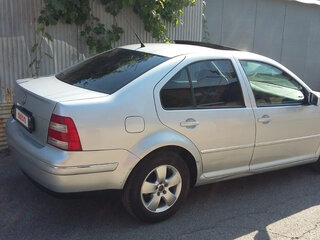 2003 Volkswagen Jetta IV, серебристый, 550000 рублей, вид 3